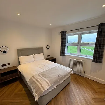 Luxury Wexford Near Jfk & Hook Lighthouse Ferienhaus Ballinavary
