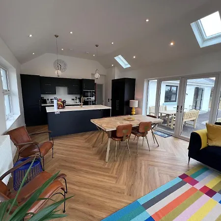 Luxury Wexford Near Jfk & Hook Lighthouse Ferienhaus