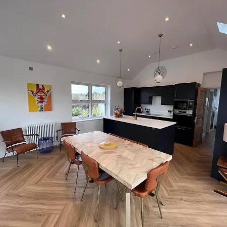 Luxury Wexford Near Jfk & Hook Lighthouse Ferienhaus